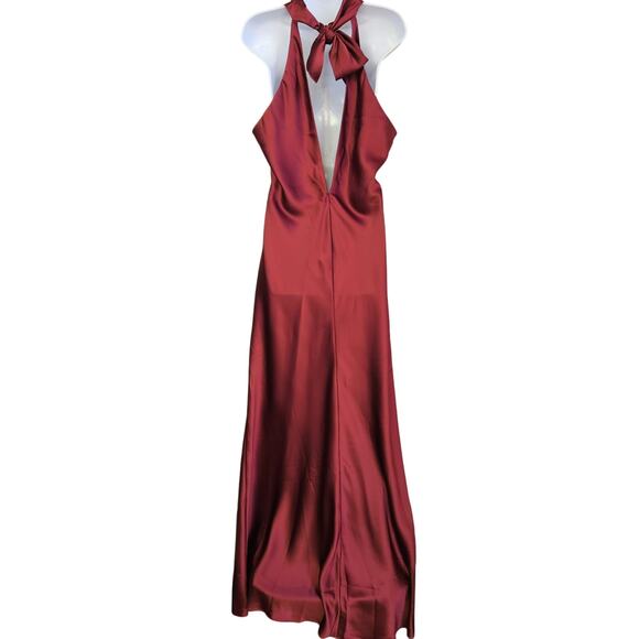 Lovely Cabernet Halter with Ties Satin Gown Size L NWT Holiday Party Event - Picture 2 of 8